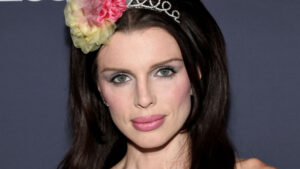 Julia Fox&rsquo;s Vintage Pageant Queen Glam Is a Real Winner&mdash;See the Photos