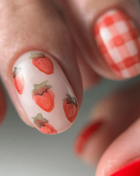 Strawberry watercolor nails